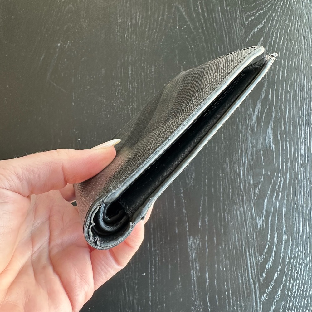Authentic Men’s Burberry Bifold Wallet - Picture 6 of 13